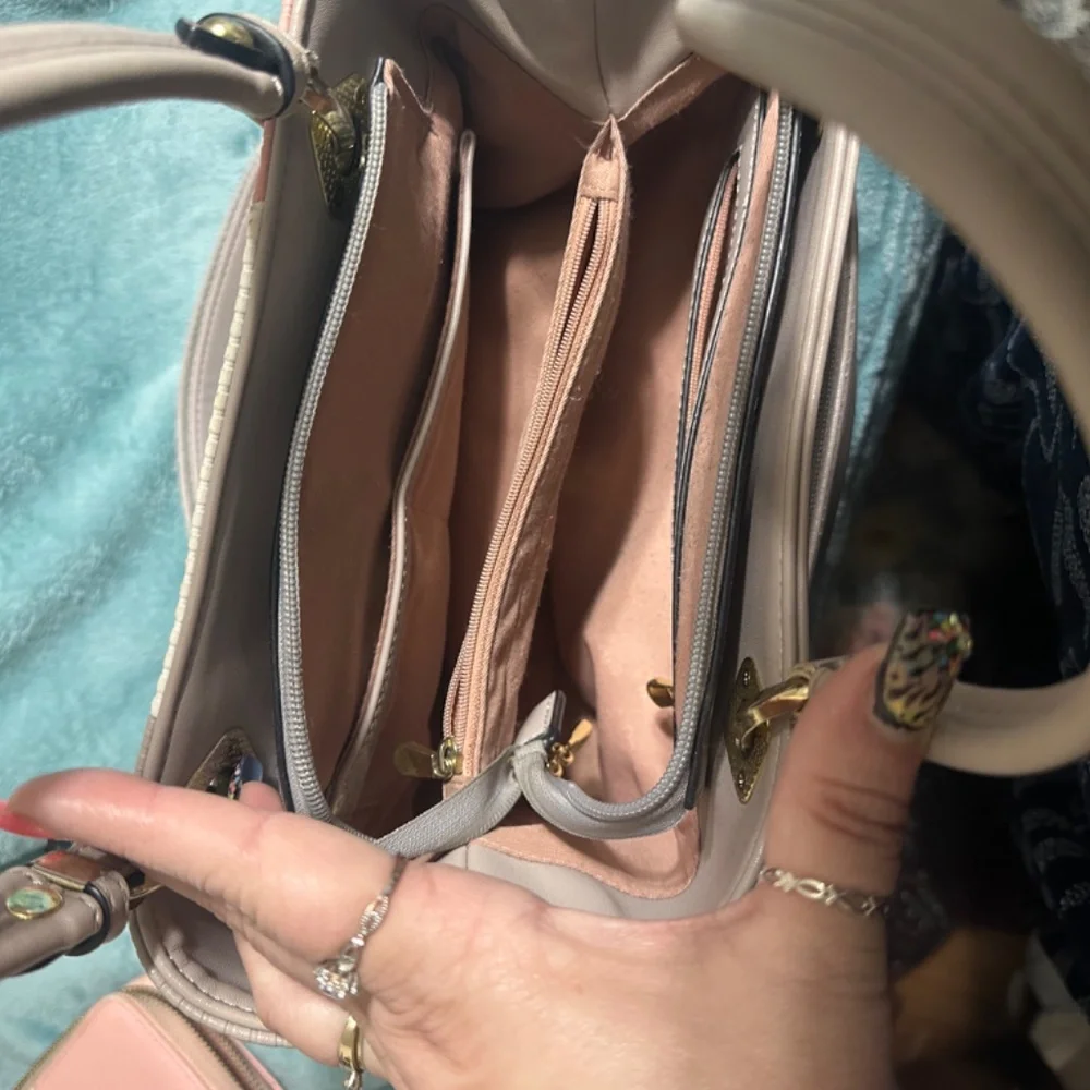 Hand bag - Picture 4 of 6